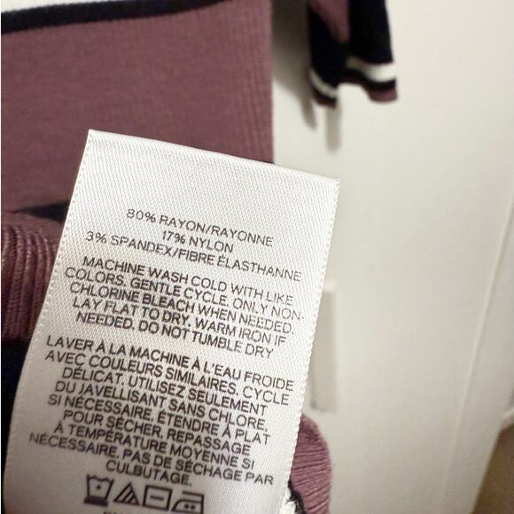 Express Women’s Large Ribbed Striped Turtle Neck Short Sleeve Sweater - Picture 7 of 10